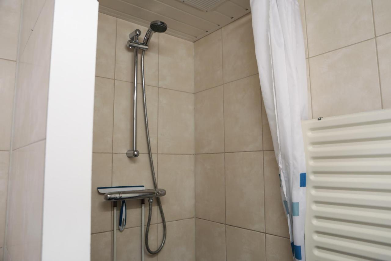 Ruim Appartement In Centrum Yerseke Eksteriør billede